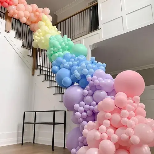 Makaron Ziyafət Balonları