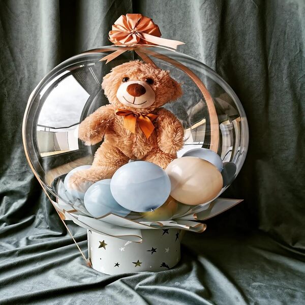 Oyuncaq bunny ilə Bobo Balonu